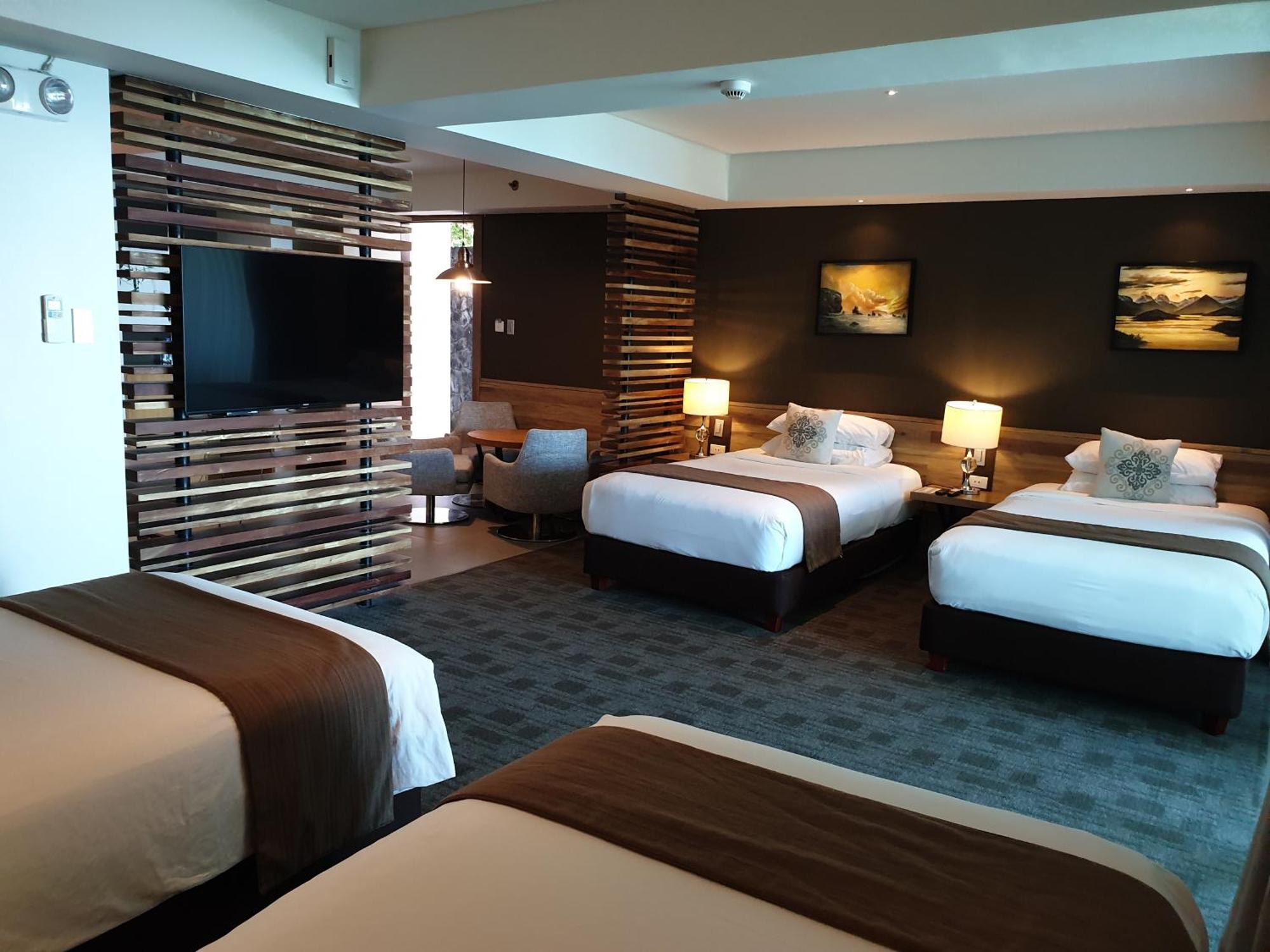 Escala Tagaytay Hotel Tagaytay City Luaran gambar