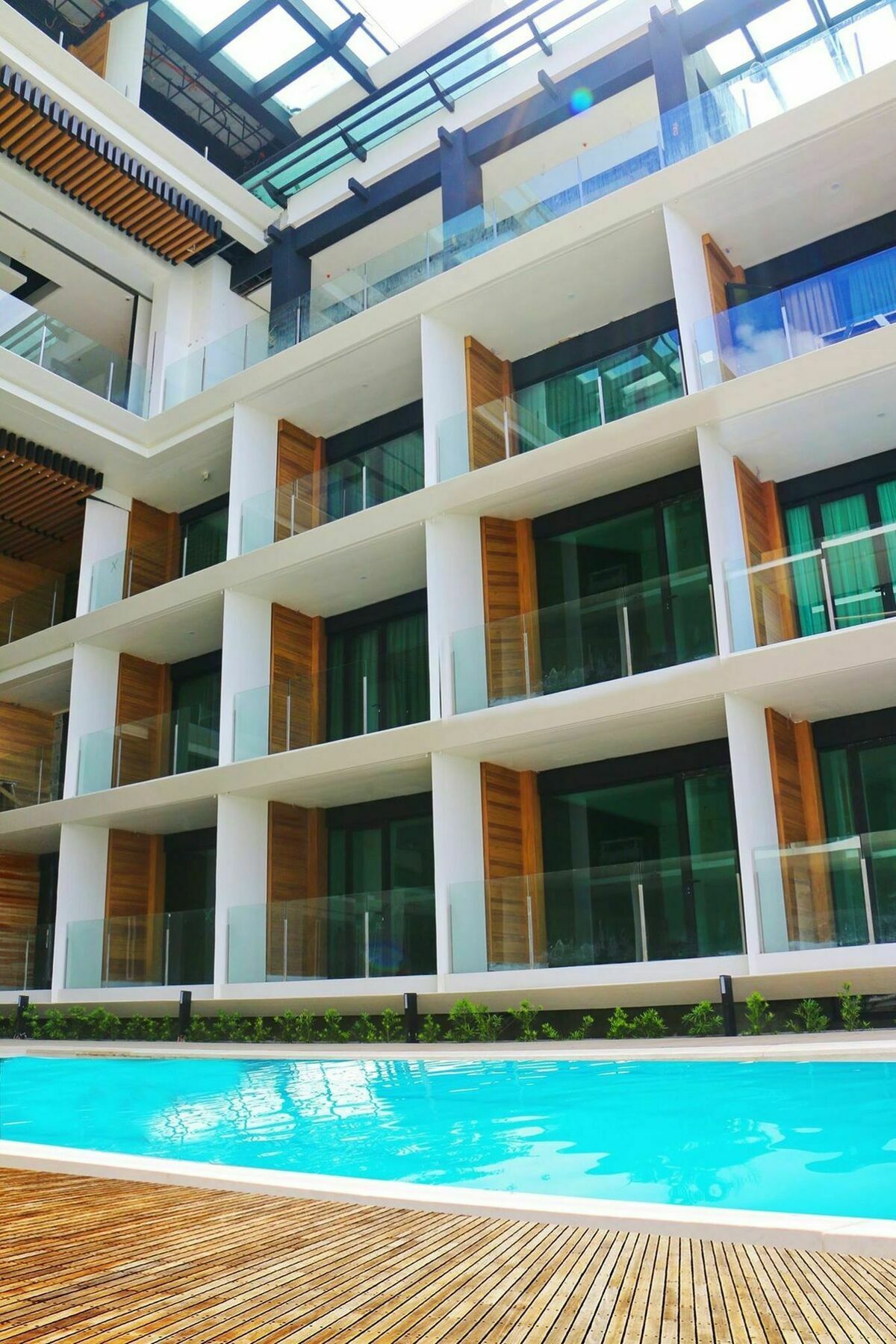 Escala Tagaytay Hotel Tagaytay City Luaran gambar